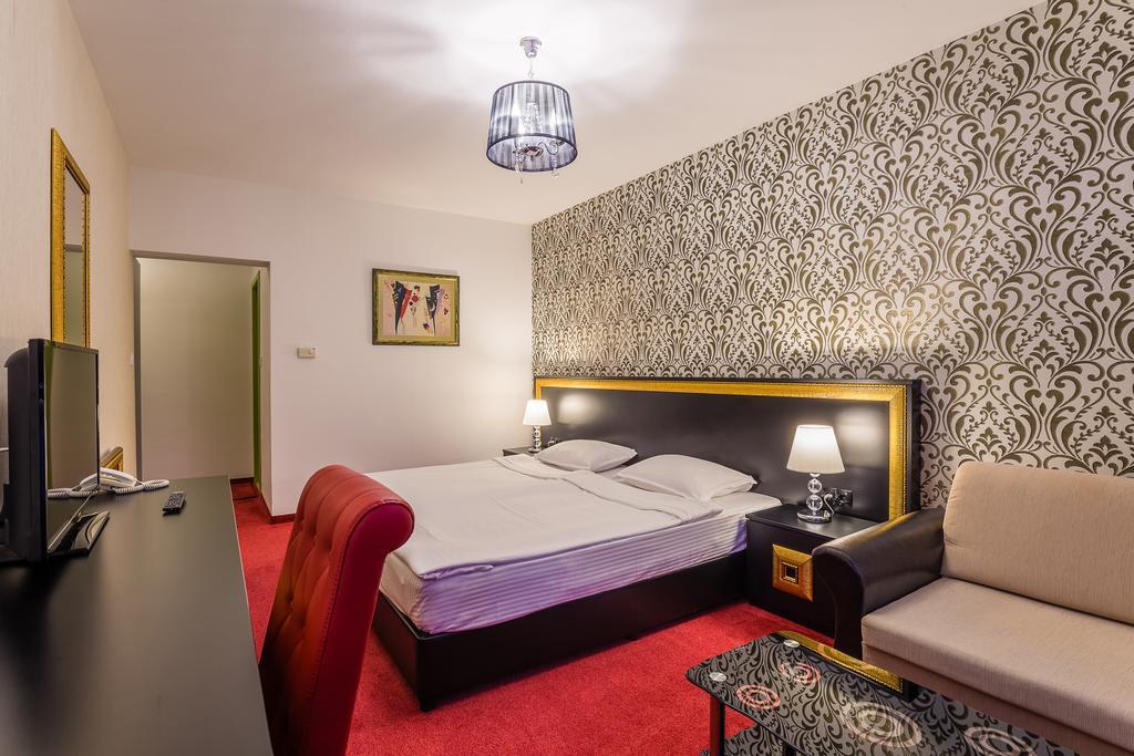 סטרה זגורה Hotel Elegance מראה חיצוני תמונה