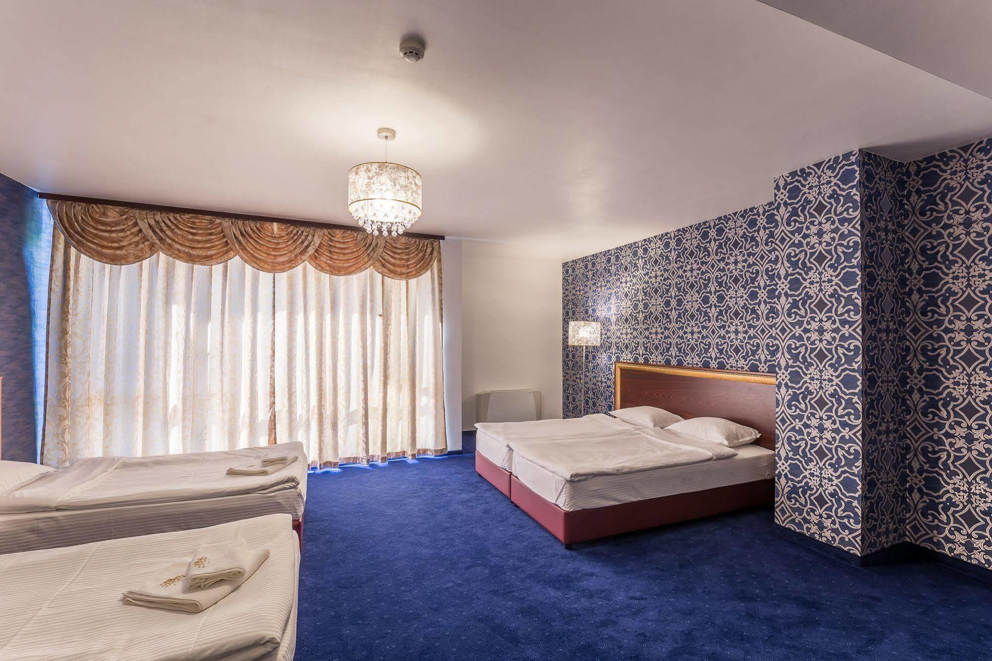 סטרה זגורה Hotel Elegance מראה חיצוני תמונה